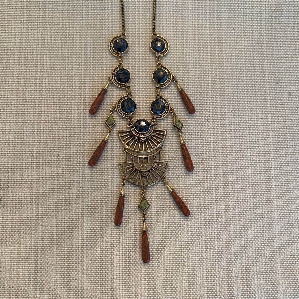 CHLOE & ISABEL Sunlit Savanna necklace